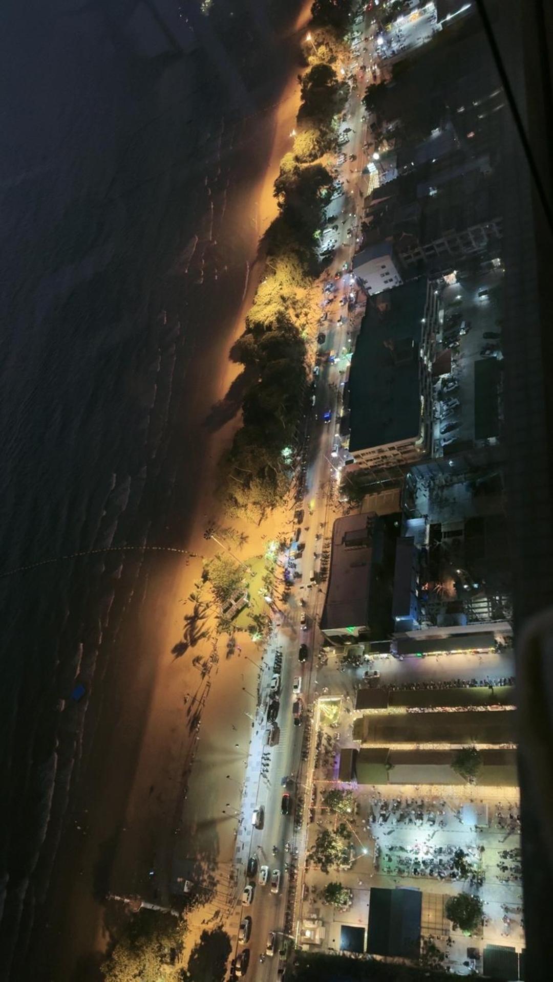 Copacabana Beach Jomtien 科帕卡巴纳海乔木提安海滩毗邻乔木提安夜市 Zewnętrze zdjęcie