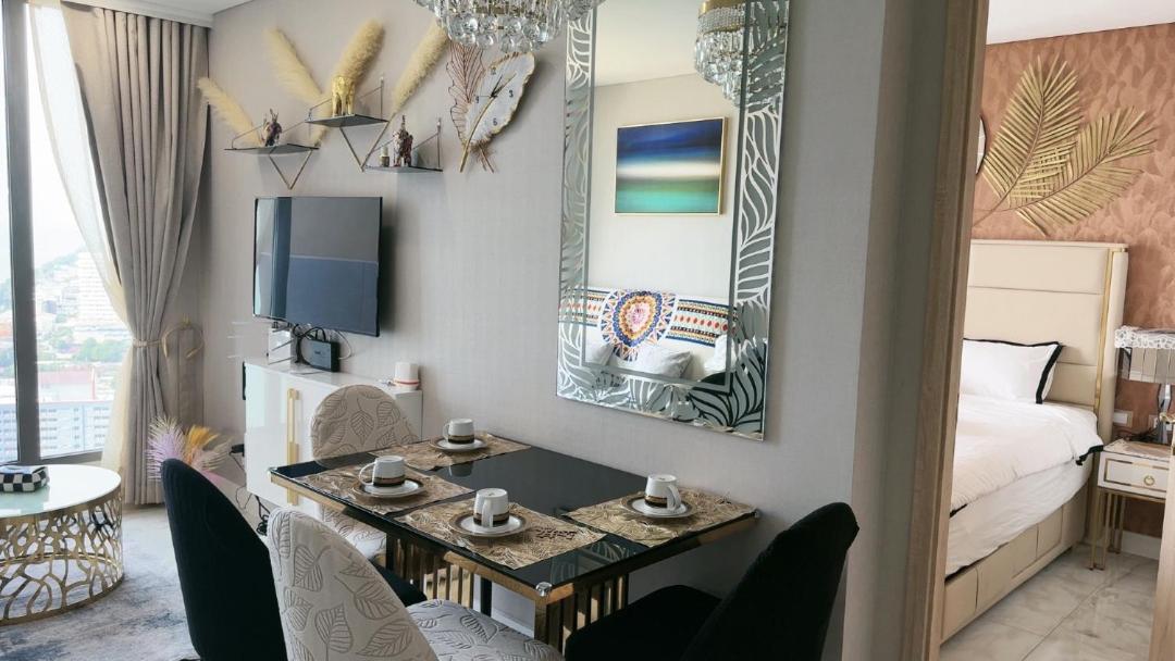Copacabana Beach Jomtien 科帕卡巴纳海乔木提安海滩毗邻乔木提安夜市 Zewnętrze zdjęcie