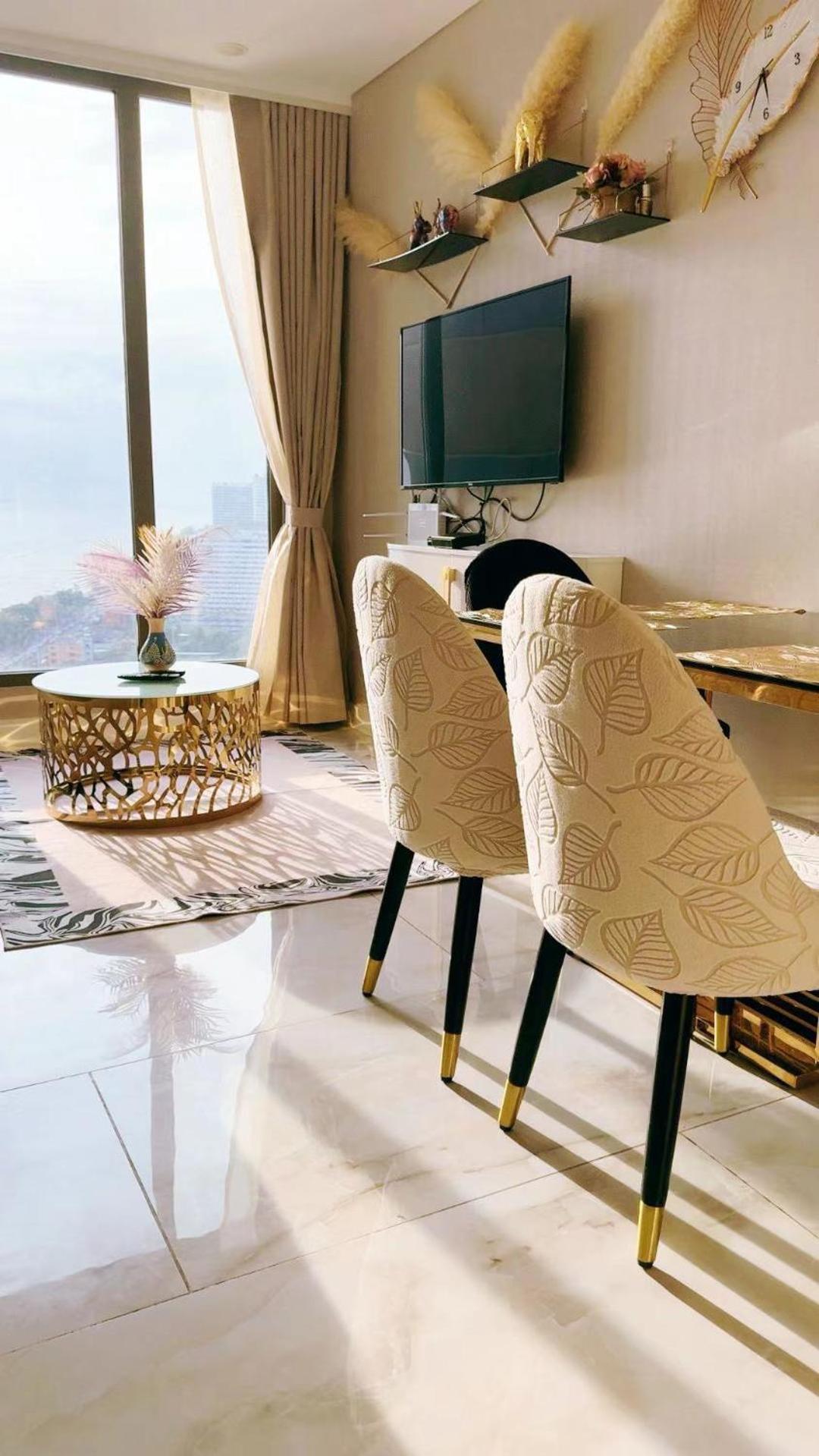 Copacabana Beach Jomtien 科帕卡巴纳海乔木提安海滩毗邻乔木提安夜市 Zewnętrze zdjęcie