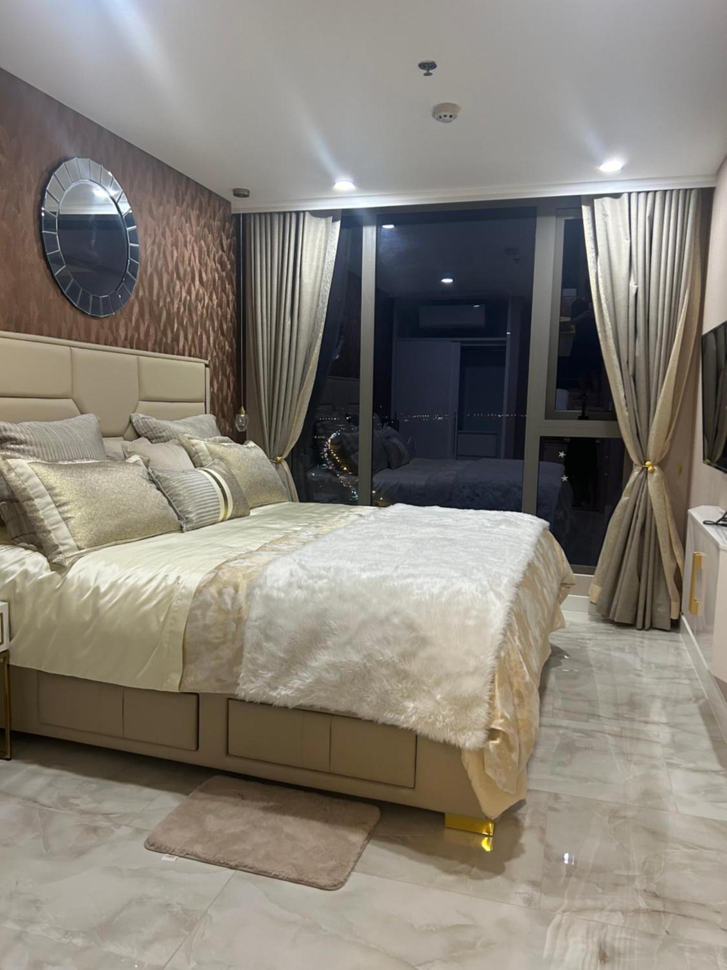 Copacabana Beach Jomtien 科帕卡巴纳海乔木提安海滩毗邻乔木提安夜市 Zewnętrze zdjęcie