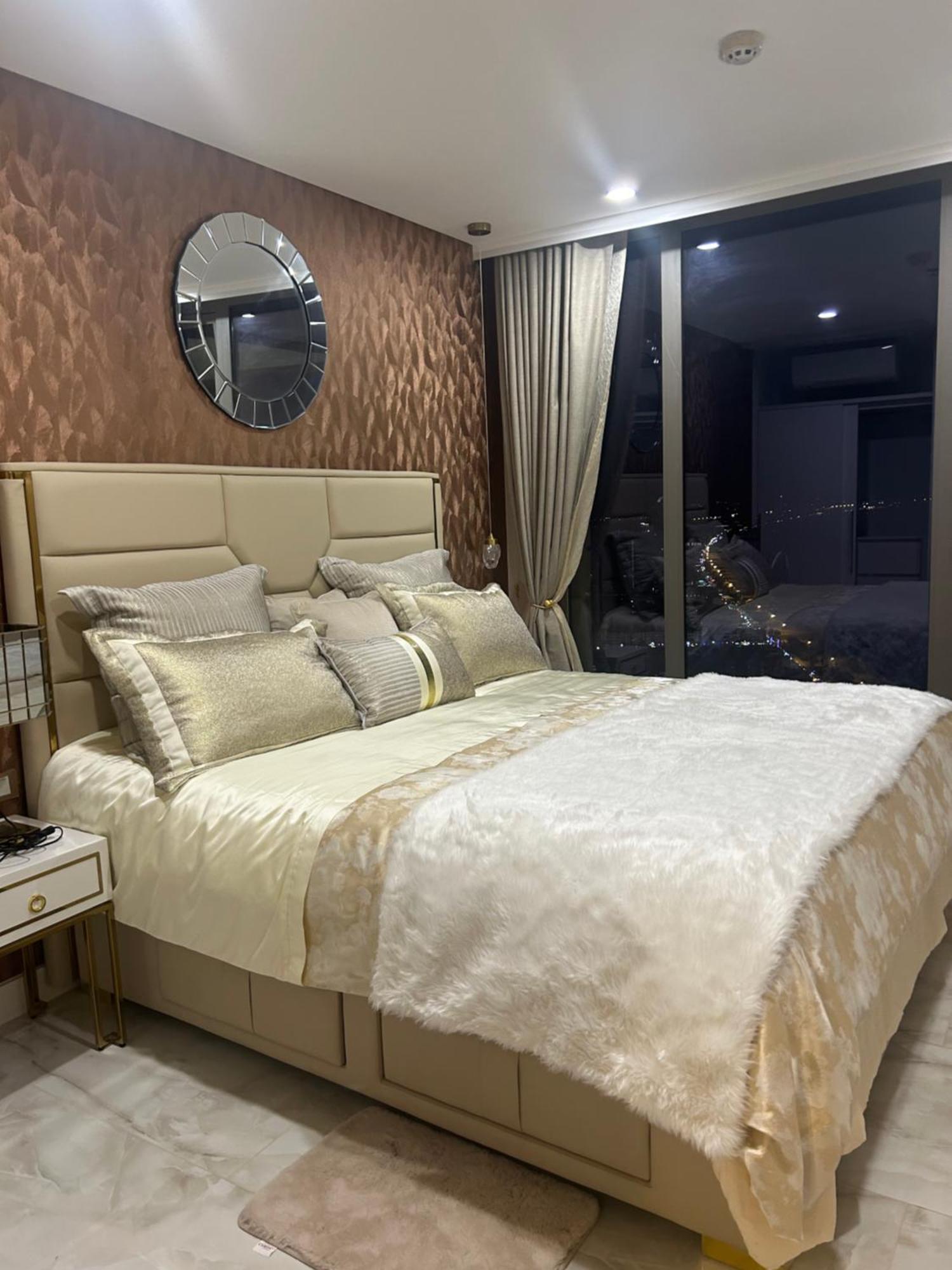 Copacabana Beach Jomtien 科帕卡巴纳海乔木提安海滩毗邻乔木提安夜市 Zewnętrze zdjęcie